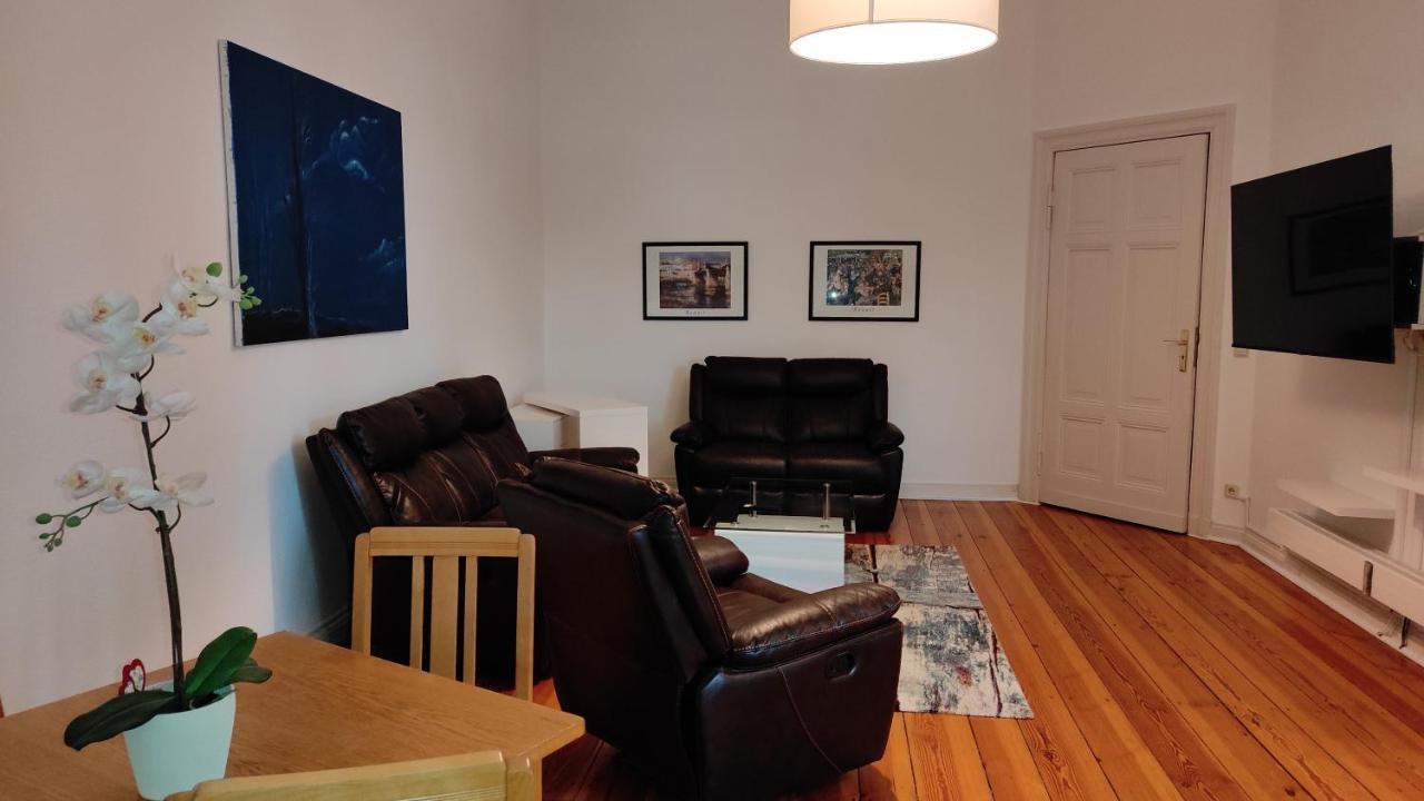 Ferienwohnung Cottbuser City Buitenkant foto