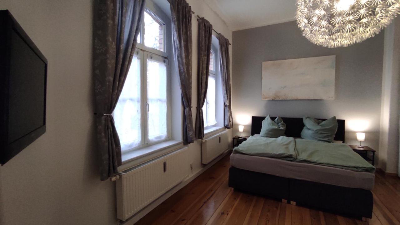 Ferienwohnung Cottbuser City Buitenkant foto